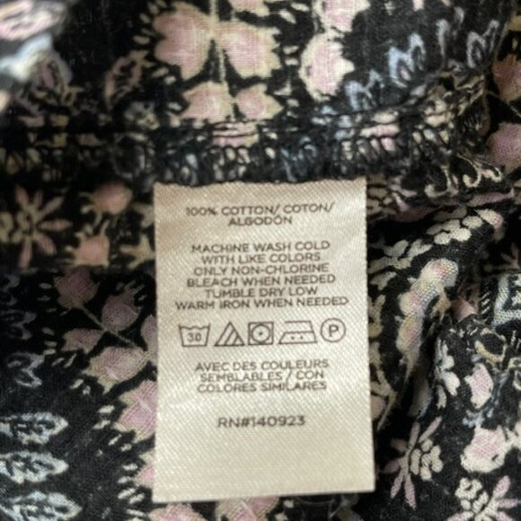 LOFT Sleeveless Paisley Blouse Black White Casual Top Wome - Picture 6 of 6